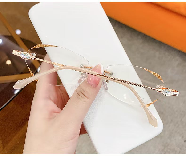 Lowest price of 2026 🔥 High-end titanium alloy frameless reading glasses with beveled edges 👍 Blocks blue light, radiation, and ultraviolet rays, relieving eye fatigue 👓️